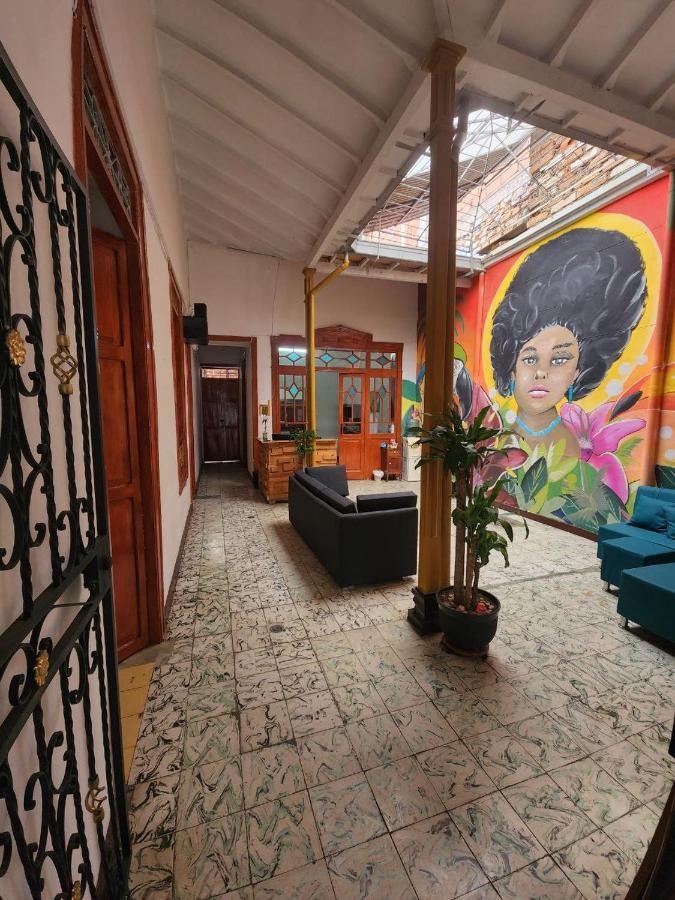 Guest house Casa Linda Medellin, Centro